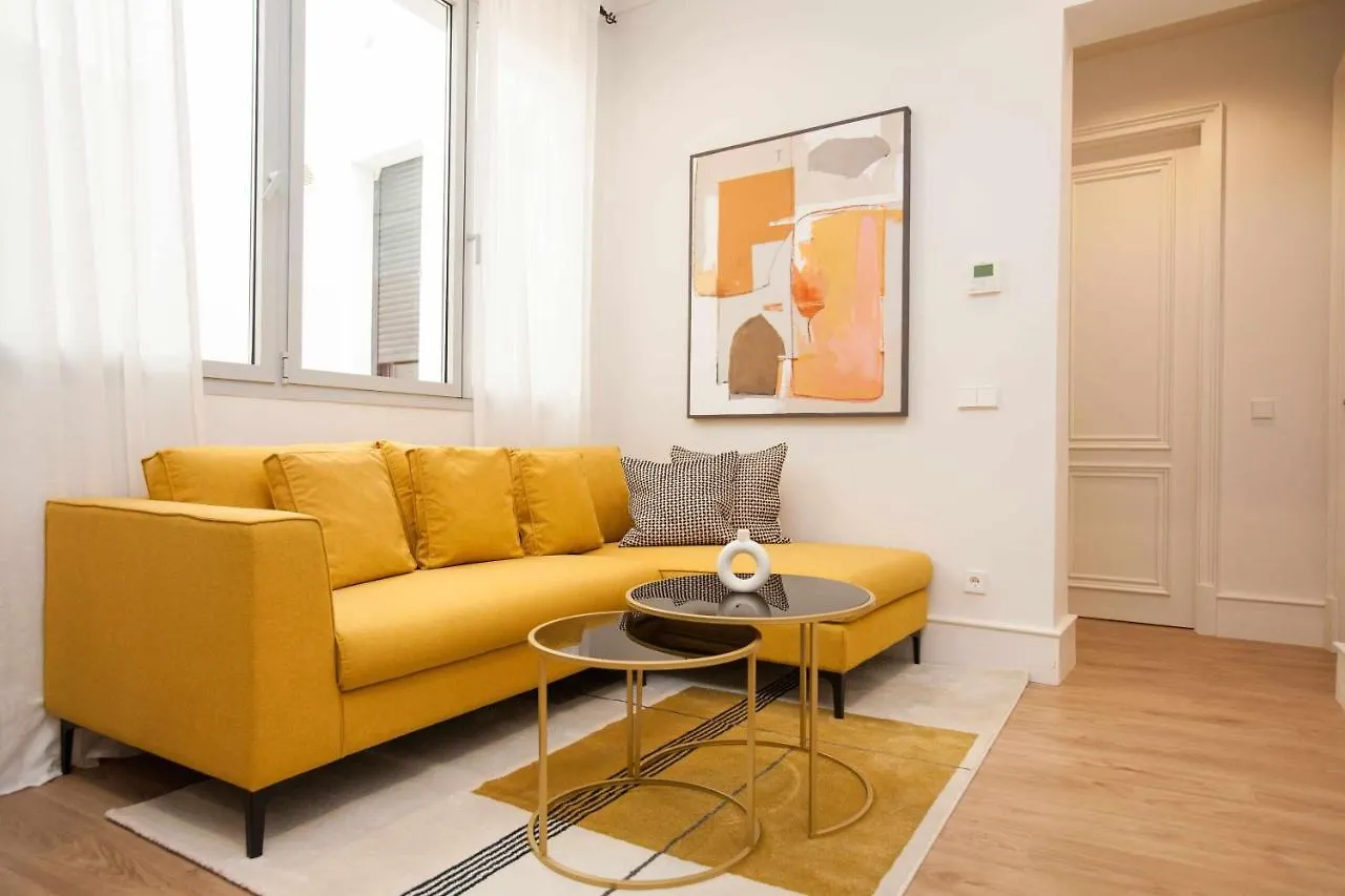 Isg Apartments Cedaceros 12 Seville
