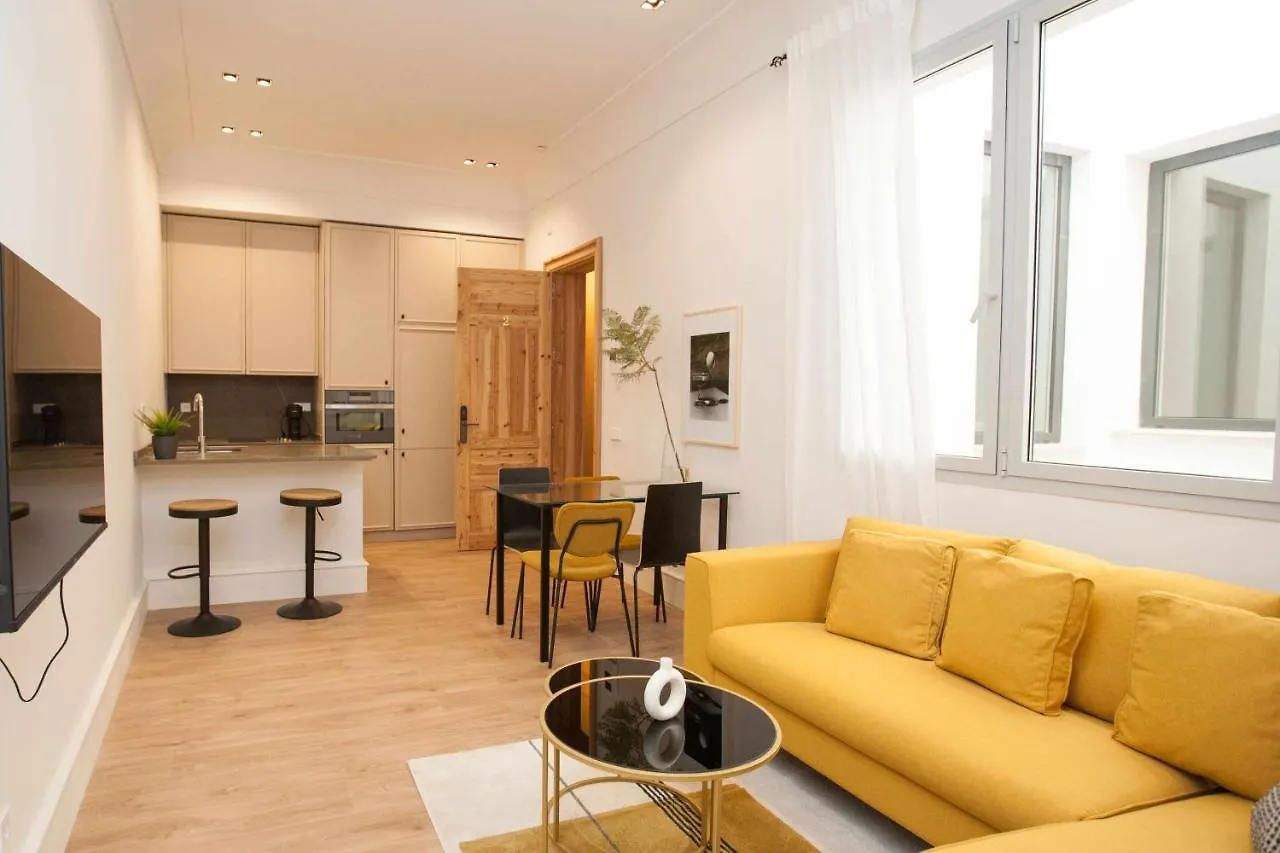 Isg Apartments Cedaceros 12 Seville Spain