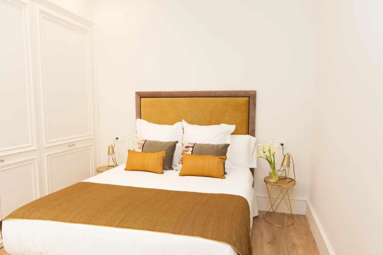 Isg Apartments Cedaceros 12 Seville