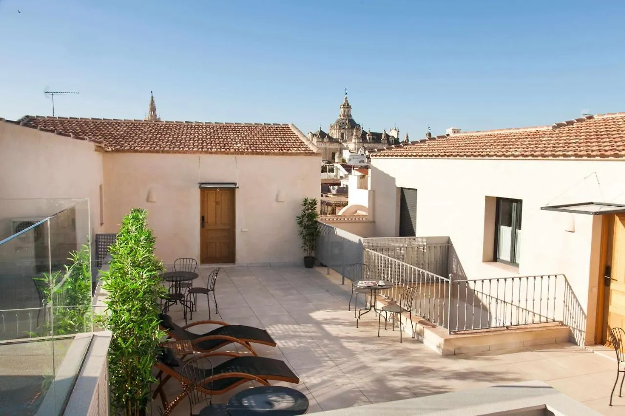Isg Apartments Cedaceros 12 Seville