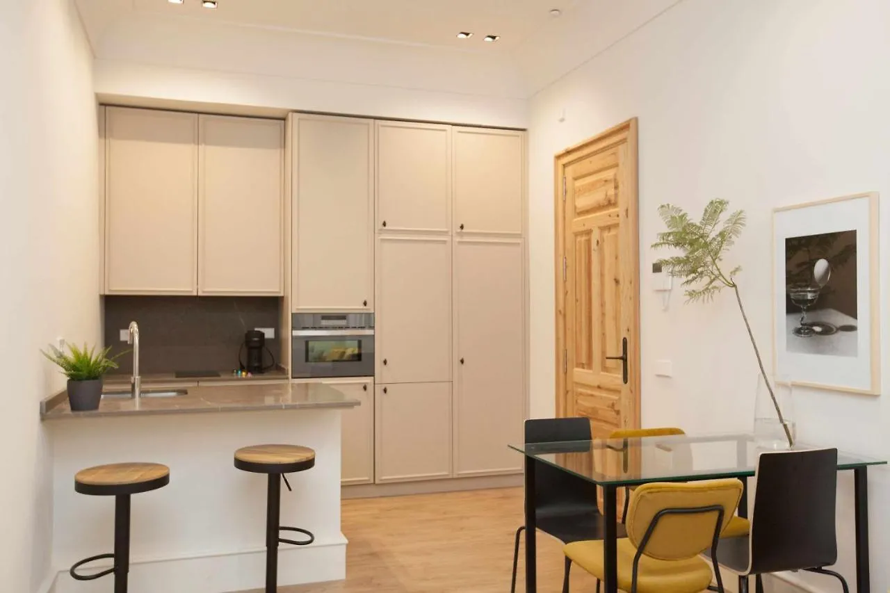 Isg Apartments Cedaceros 12 Seville